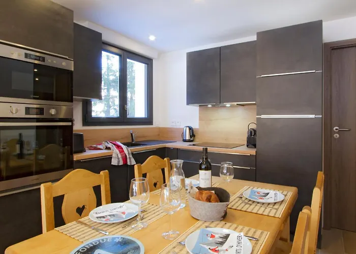 Курортный комплекс Mariande By Leavetown Vacations Ле дез Альп